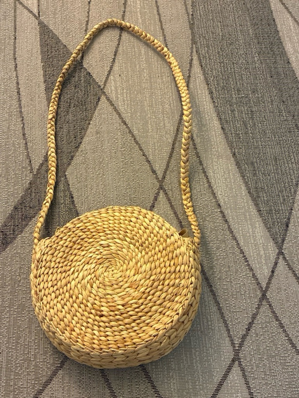 Straw Round Crossbody Bag - Natural